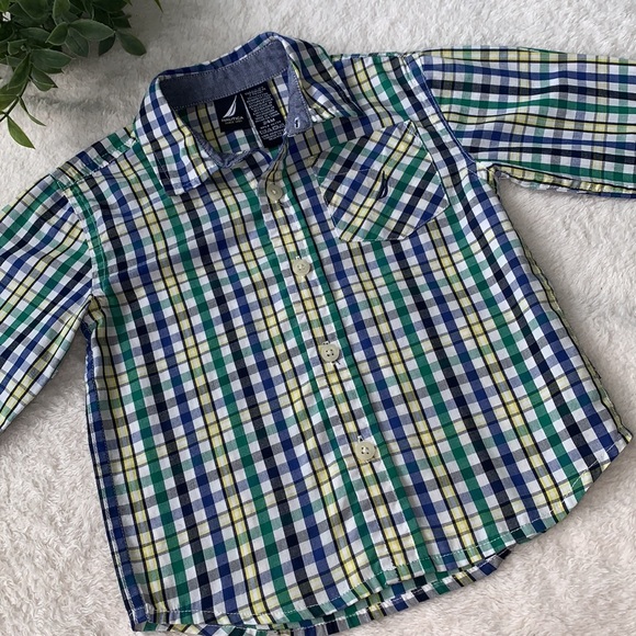 Nautica 24M Button Down Shirt EUC Blue Green Yellow - Picture 10 of 10